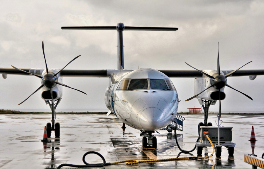 Bombardier Q400